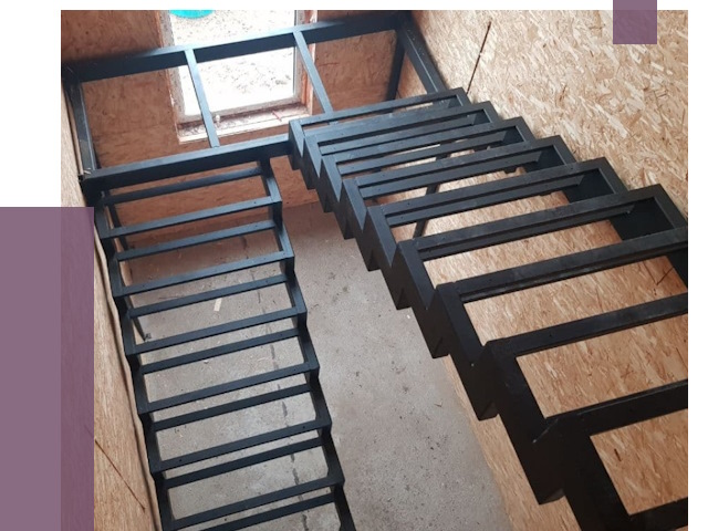 Демонтаж лестниц на металлокаркасе в Темрюке от 7411 руб. за м²