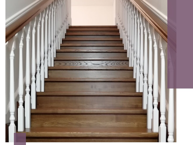 Лестницы из ясеня на заказ в Темрюке — изготовление и монтаж