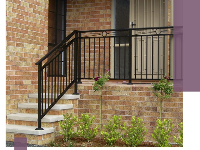 Уличные перила из металла под ключ в Темрюке