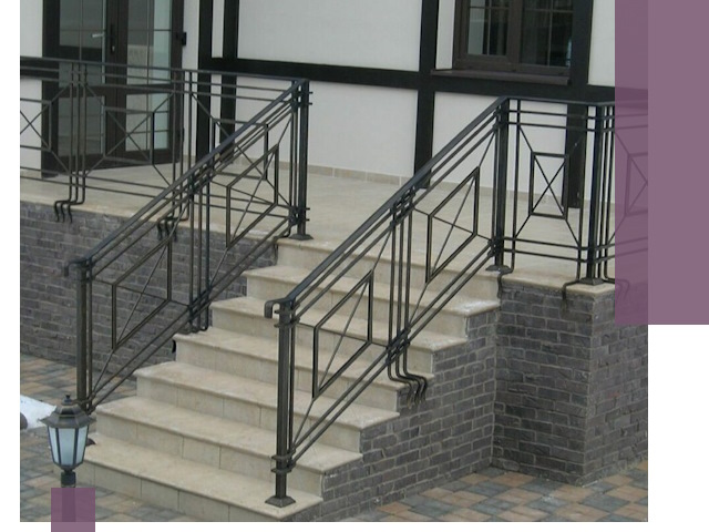 Перила для крыльца в Темрюке — монтаж, изготовление и установка