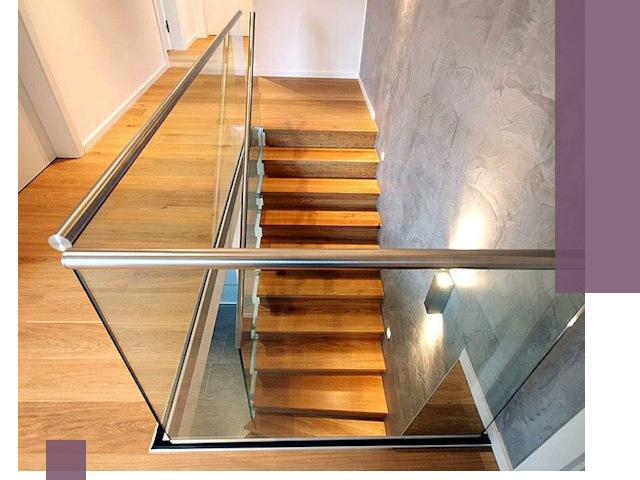 Перила для лестницы в доме — изготовление и монтаж в Темрюке