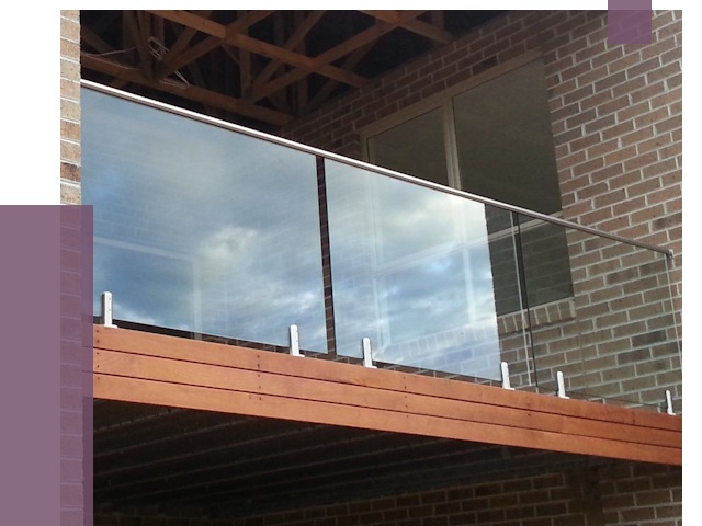 Стеклянные парапеты на крыше и террасе в Темрюке от 11580 руб. | ПРОЛЁТ-Тмр