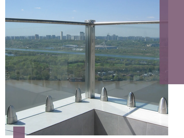 Стеклянные парапеты премиум класса в Темрюке для домов и бизнесов